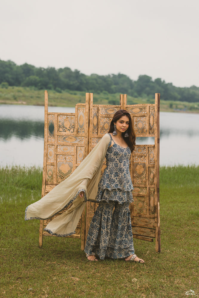 Nazm' Kurta & Sharara With Dupatta As Seen on Komal Pandey
