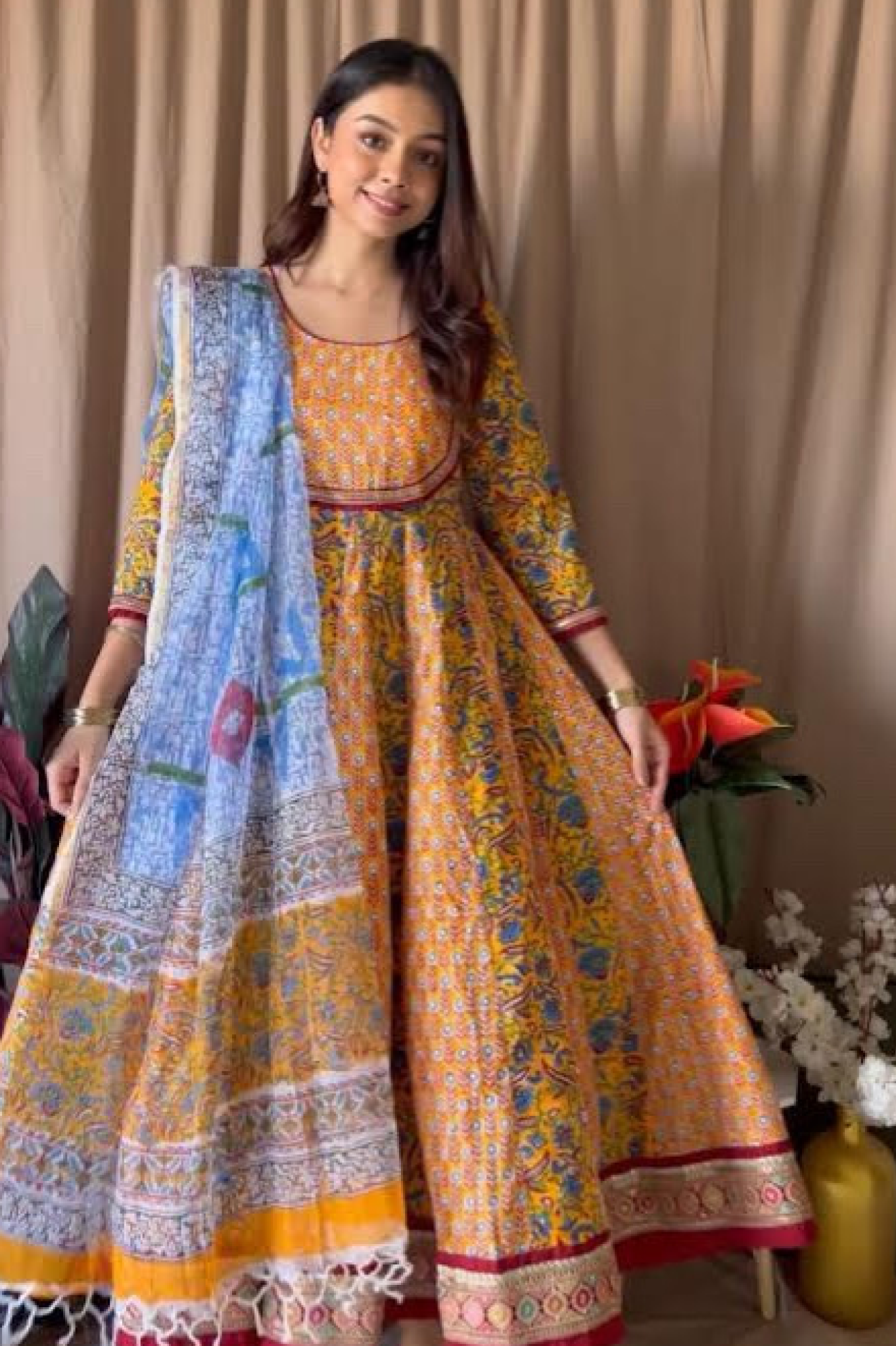 Aarzoo ' Anarkali Set