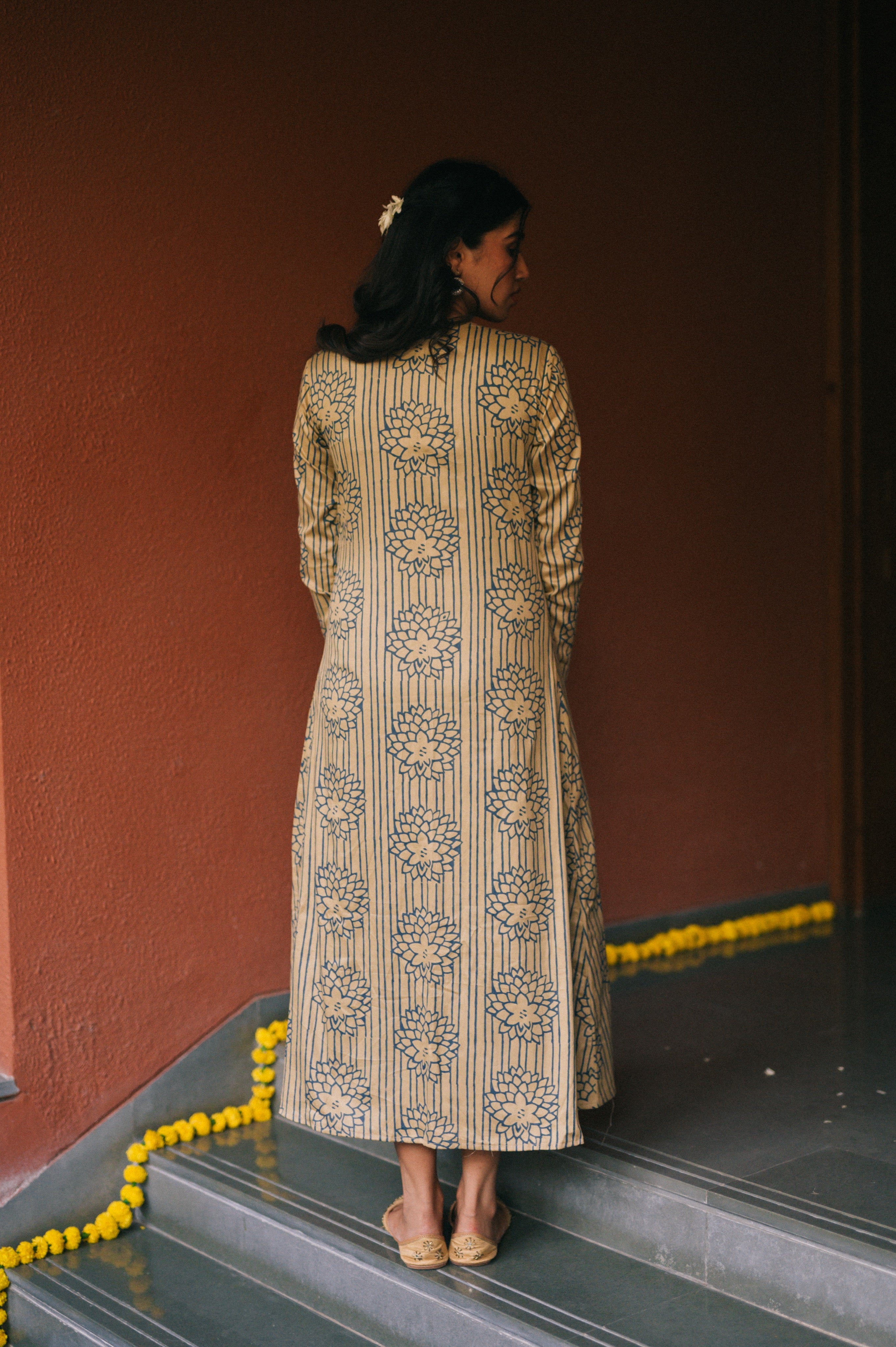 ‘Gustakh Dil’ Kurta With Shrug