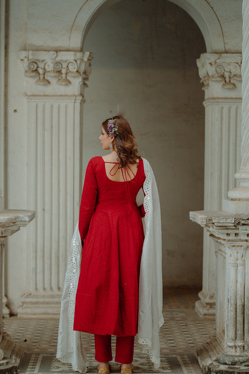 Laal Ishq' Lucknowi Anarkali Set With Mirror Dupatta